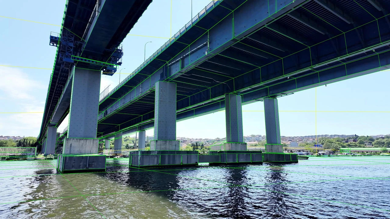 Under the bridge: wireframe at the corresponding source frame